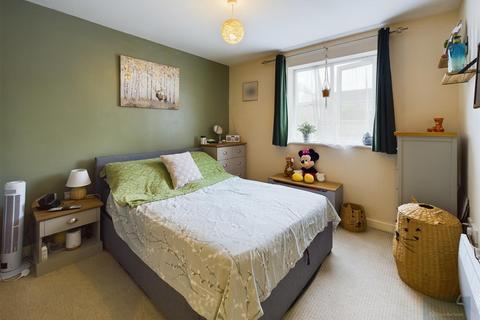 46 Blease Close, Staverton, Trowbridge, BA14 8WD