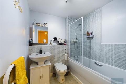 46 Blease Close, Staverton, Trowbridge, BA14 8WD