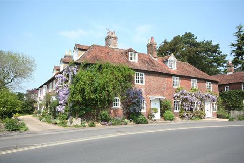 2 bedroom cottage for sale, Mill Road, Salisbury