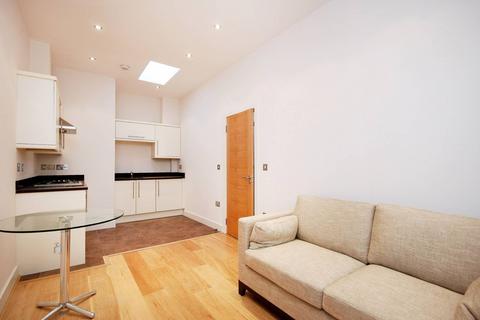 1 bedroom flat to rent, Chiswick High Road, Chiswick, London, W4