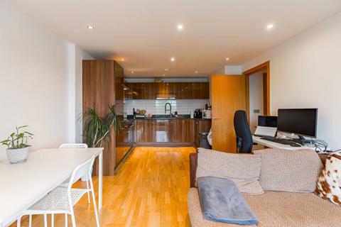 3 bedroom flat for sale, Frances Wharf, Limehouse, London, E14