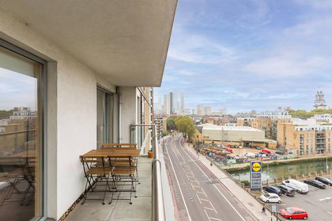 3 bedroom flat for sale, Frances Wharf, Limehouse, London, E14