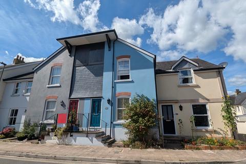 3 bedroom terraced house to rent, New Walk, Totnes