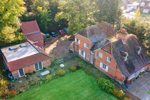 5 bedroom detached house for sale, Farnham Lane, Farnham Royal SL2