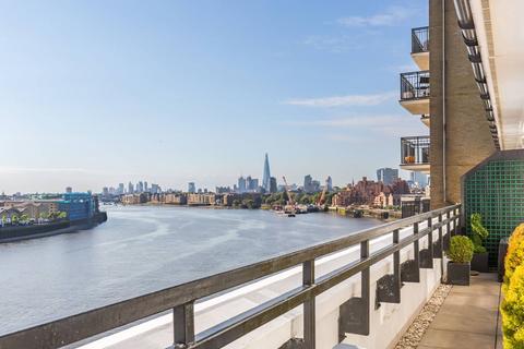 2 bedroom penthouse for sale, Victoria Wharf, Narrow Street, Canary Wharf, London, E14