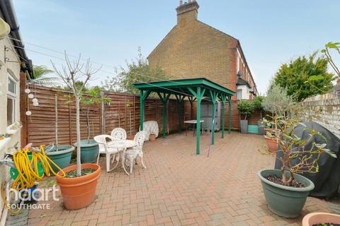 undefined, Ladbroke Road, London