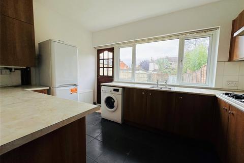 3 Glenfarg Road, London, SE6 1XN
