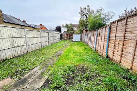 3 Glenfarg Road, London, SE6 1XN