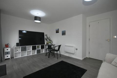 1 bedroom flat for sale, Claremont Court, High Brooms