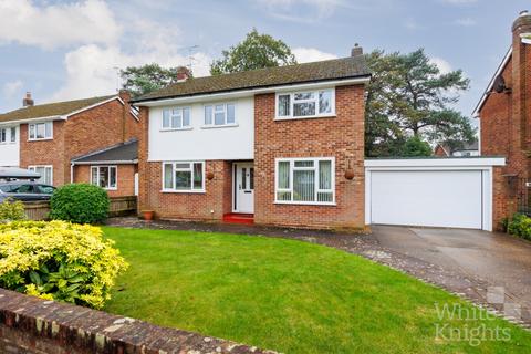 35 Campbell Road, Woodley, Reading, RG5 3NB