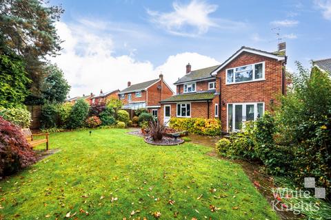 35 Campbell Road, Woodley, Reading, RG5 3NB