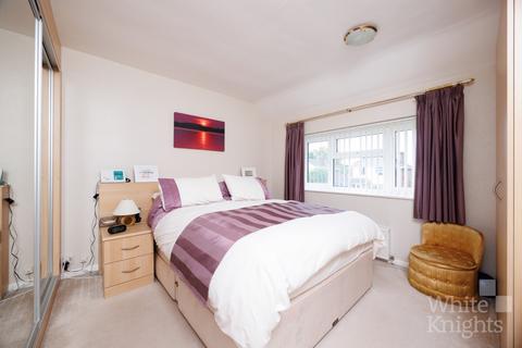 35 Campbell Road, Woodley, Reading, RG5 3NB