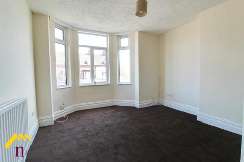 2 bedroom flat to rent, Balby Road, Doncaster DN4