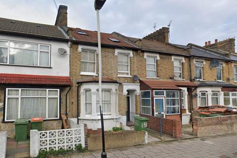 1 bedroom in a house share to rent, 153 Sherrard Road, Forest Gate, London