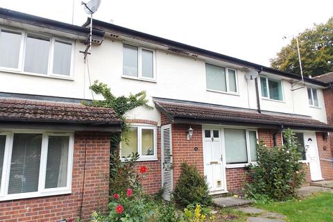 1 bedroom terraced house for sale, Kingfisher Close, Farnborough GU14