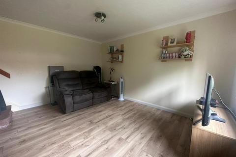 1 bedroom terraced house for sale, Kingfisher Close, Farnborough GU14