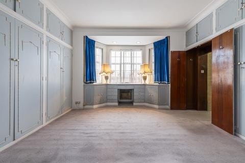 4 bedroom flat for sale, Wellington Road, St John's Wood, NW8