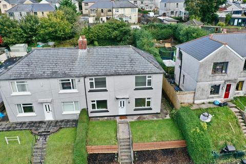 3 bedroom semi-detached house for sale, Thomas Street, Aberbargoed, CF81