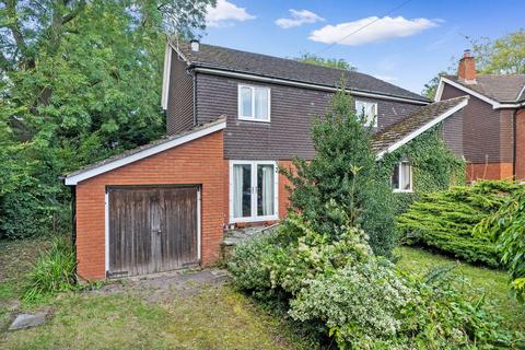 4 bedroom detached house for sale, 64 Main Road, Kempsey, Worcester. WR5 3JF