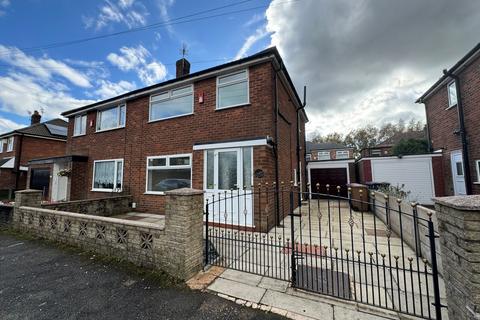 3 bedroom semi-detached house to rent, Manchester Road, Manchester M27