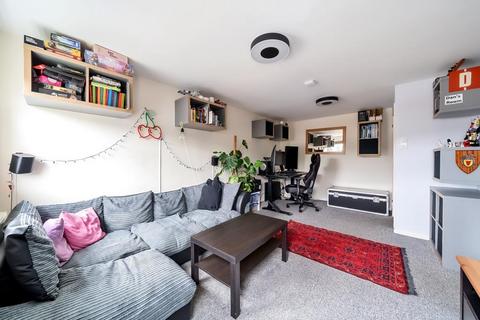 1 bedroom flat for sale, Ashford,  Surrey,  TW15