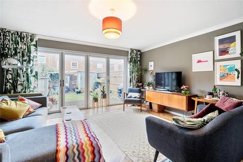 41 Addington Grove, London, SE26 4JX