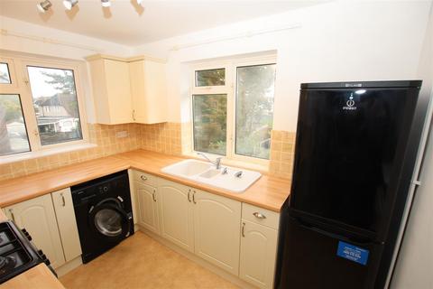 2 bedroom maisonette to rent, Iron Mill Lane, Crayford, Dartford