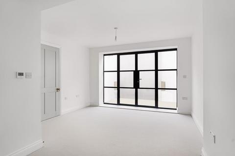 3 bedroom apartment for sale, The Exbury, SE6