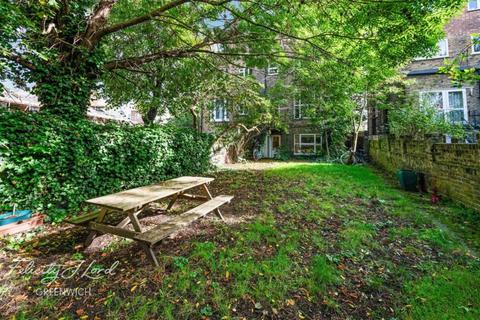 1 bedroom flat for sale, Greenwich South Street, London, SE10 8TY