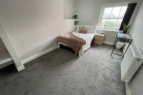9 bedroom flat to rent, Irvine Street, L7 8SZ,