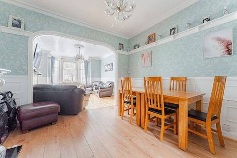 6 bedroom terraced house for sale, Trafalgar Road, Great Yarmouth