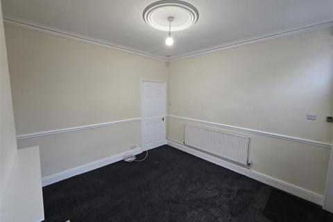 2 bedroom terraced house to rent, Queen Mary Street, Palfrey, Walsall