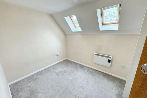 2 bedroom flat for sale, Warren House Walk and Parking Space, Walmley, Sutton Coldfield, West Midlands, B76 1TS