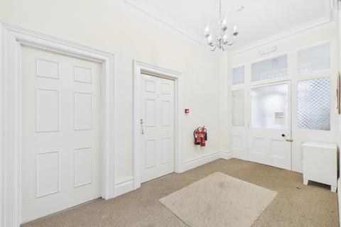 2 bedroom flat to rent, 5 Trewartha Park, Weston-super-Mare, Somerset, BS23