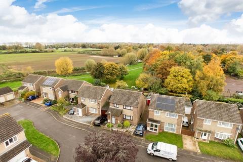 4 bedroom detached house for sale, Welland Drive, Newport Pagnell MK16