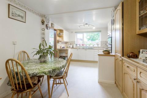 4 bedroom detached house for sale, Welland Drive, Newport Pagnell MK16