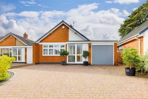 2 bedroom detached bungalow for sale, Springwood Gardens, Woodthorpe NG5