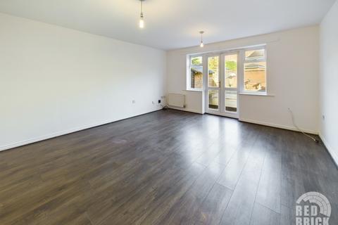 2 bedroom end of terrace house to rent, Chorley Way, Coventry, CV6