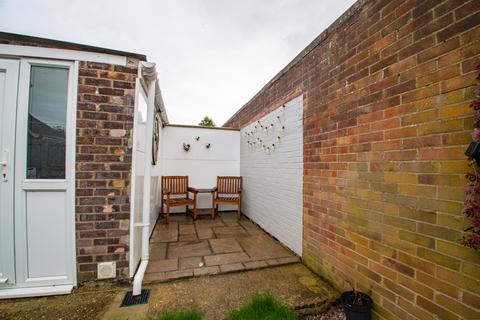 45 Haveswater Close, Gunthorpe, Peterborough, PE4 7DT