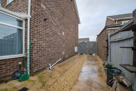 45 Haveswater Close, Gunthorpe, Peterborough, PE4 7DT