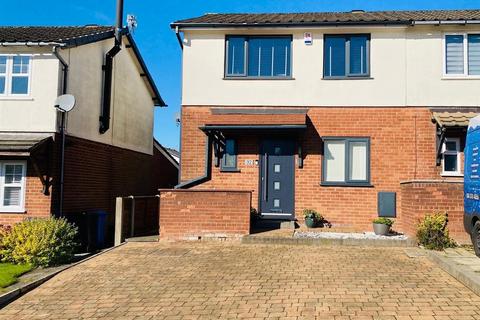 3 bedroom mews for sale, Haycock Close, Stalybridge SK15