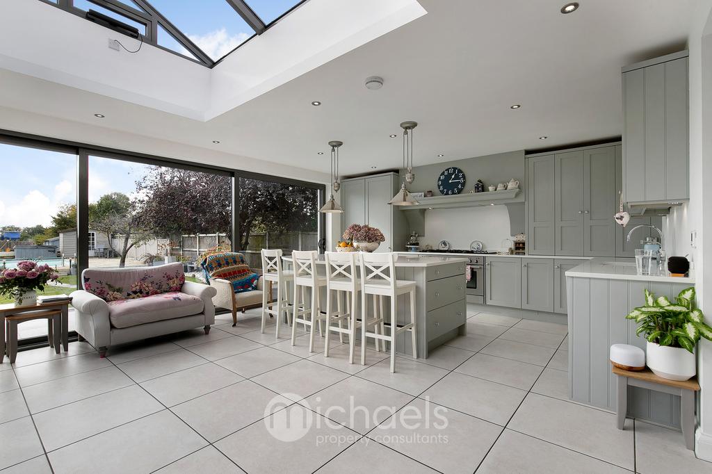 Kitchen/ Breakfast Room/ Snug