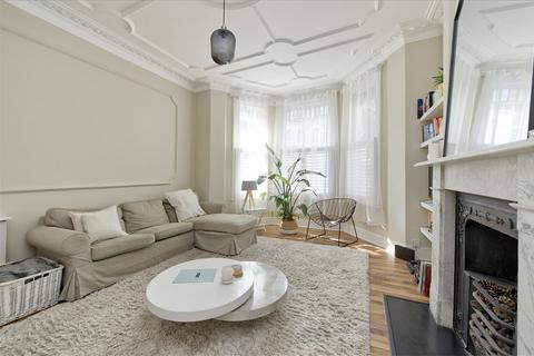 2 bedroom flat for sale, Shepherd's Bush W12 W12