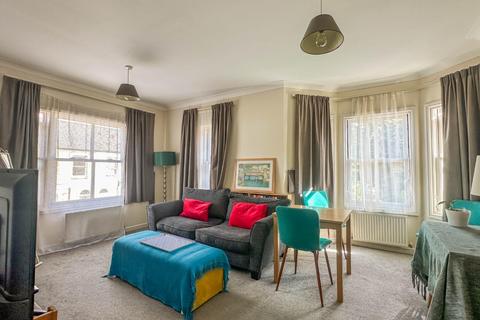 2 bedroom apartment for sale, Ravensworth Gardens, Cambridge