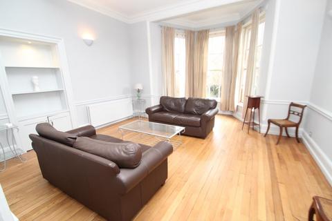 2 bedroom flat to rent, Allerton Lodge, Falkland Mount, Moortown, Leeds, LS17