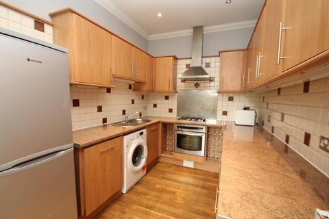 2 bedroom flat to rent, Allerton Lodge, Falkland Mount, Moortown, Leeds, LS17