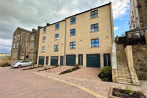 3 bedroom townhouse for sale, Corn Mill Court, Albion Road, High Peak SK22