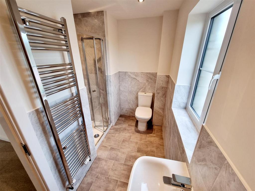 Ensuite.jpg