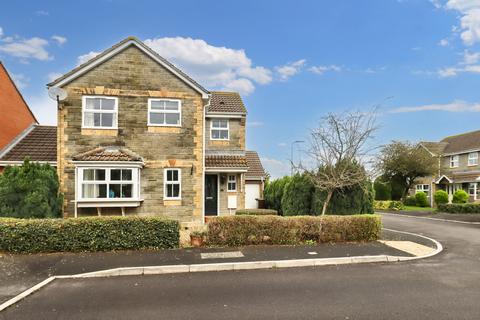 3 bedroom detached house for sale, Smallmoor Chase, Walton