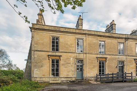 4 bedroom end of terrace house for sale, Hilperton Road, Trowbridge, BA14